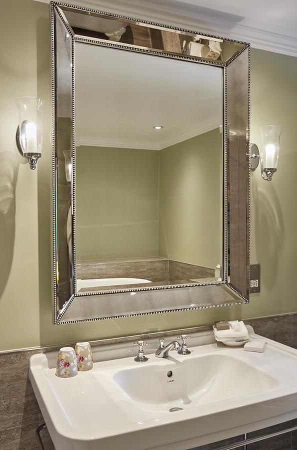 Ockenden Manor Hotel & Spa Cuckfield Екстер'єр фото